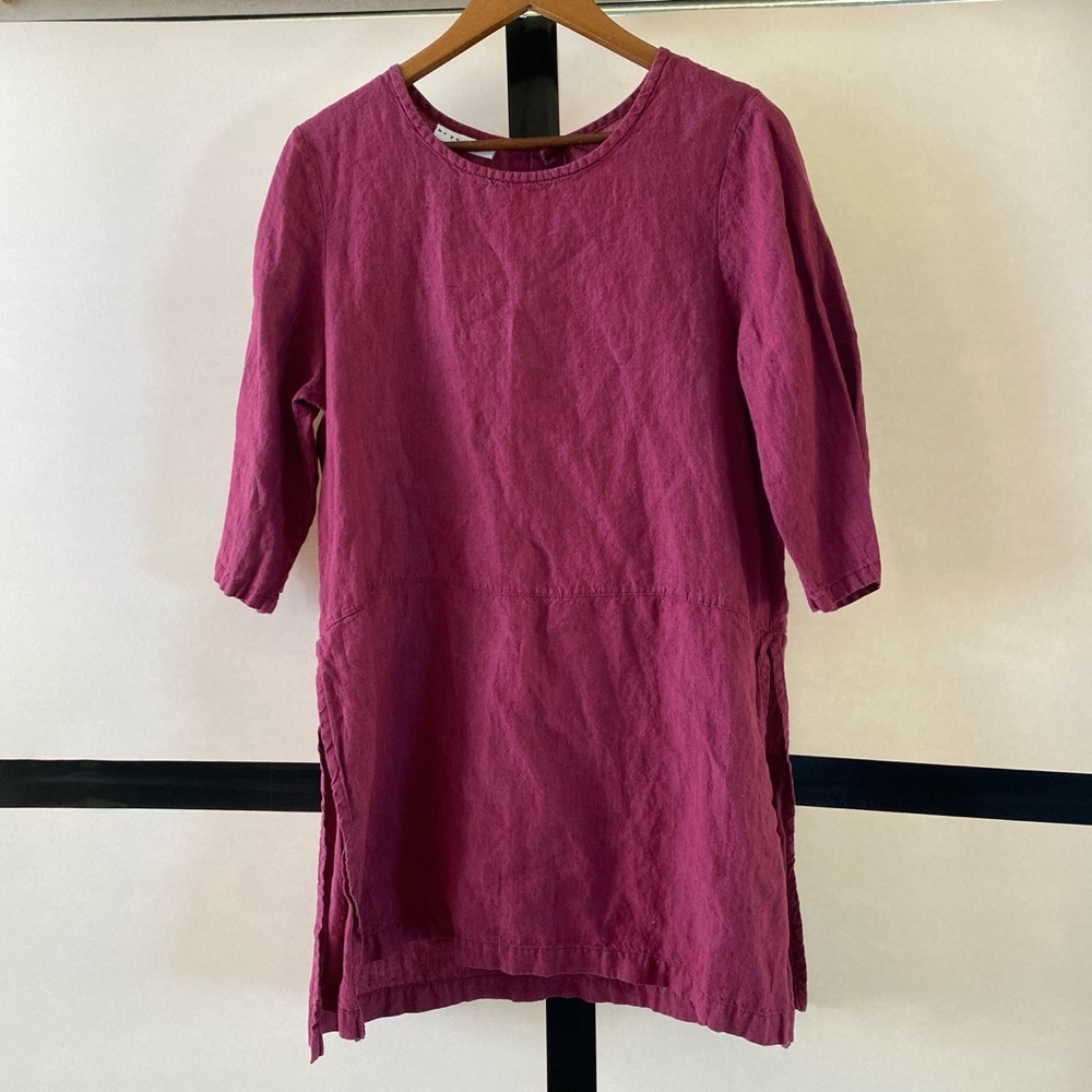 100% linen plum tunic 
Bryn Walker brand
